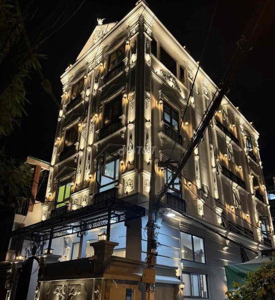 CHDV ngay ĐH Công Nghiệp- 150m2-5 Tầng. Doanh thu 130tr/t