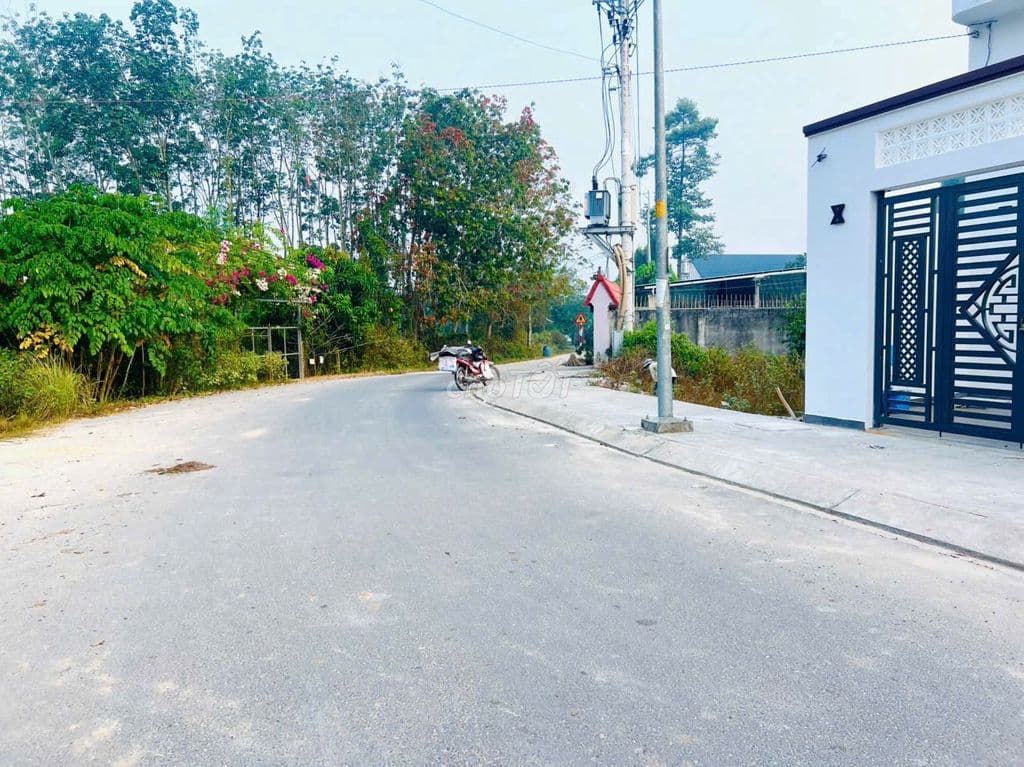 🌟 BÁN NHÀ MẶT TIỀN ĐƯỜNG 12M XÃ TÂN AN HỘI, CỦ CHI Đã Hoàn công 750tr - Ảnh 2