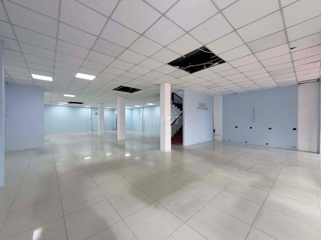 Mặt tiền Tân Thành, Tân Phú, Ngang 10 nở hậu 11 dài 19