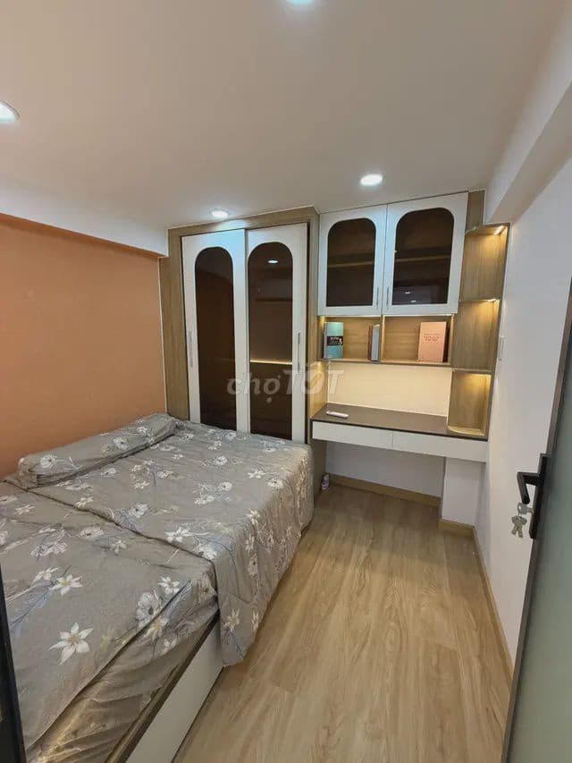 Bình thạnh, Hàng Xanh, DH Ngoại Thương, 30m2, 4pn. 3 tầng, 518T - Ảnh 2