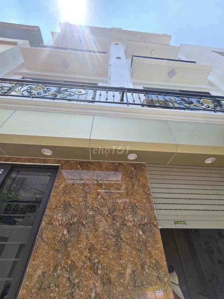 Bán Nhà Đường Hoàng Liệt Dt41m 5 Tầng 4 Ngủ Sát Ô Tô Đỗ Chỉ 7,5 Tỷ