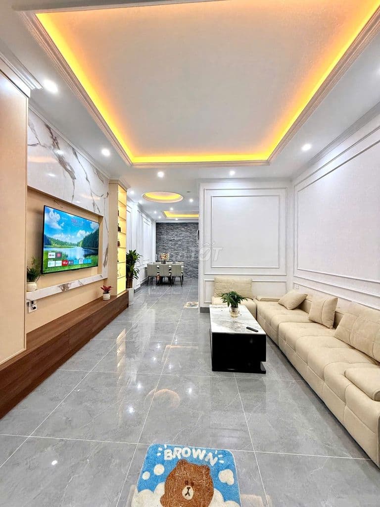 BÁN GẤP NHÀ ĐẸP-NGÕ THÔNG THOÁNG-NGAY TRUNG TÂM, GIẢM CHÀO,SỔ ĐẸP