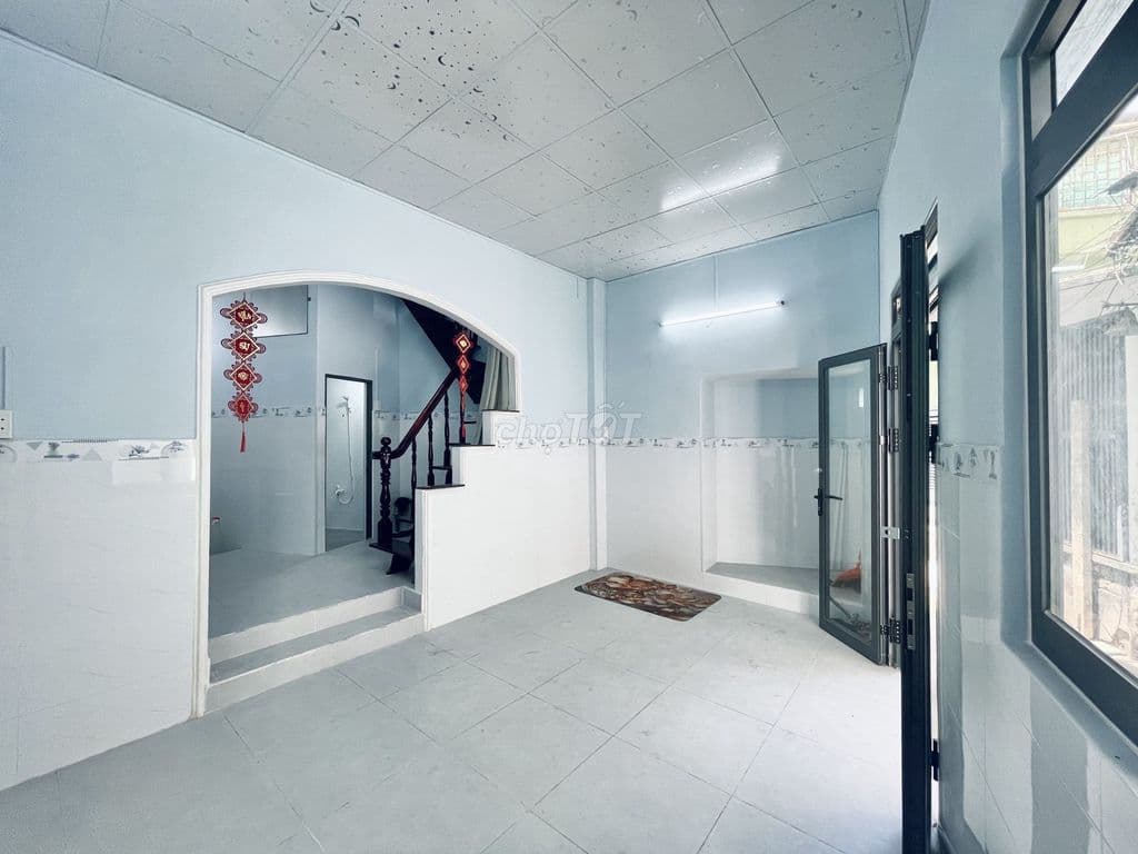 NHÀ HIẾM GIÁ NHỈNH 2T - CÓ SỔ HỒNG RIÊNG - NGANG 4M CHỈ 2T75 TL - Ảnh 2