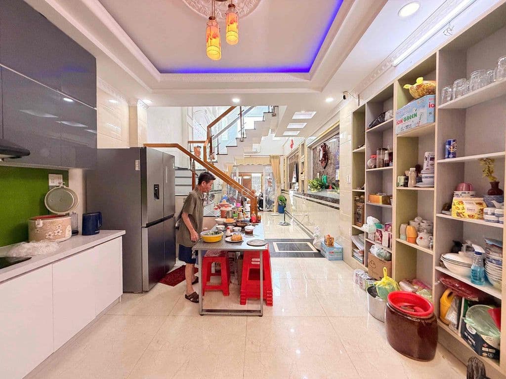 Đường nhựa xe tải - 4 tầng 80m2 sát mặt tiền thông Nguyễn Ảnh Thủ Q12 - Ảnh 2