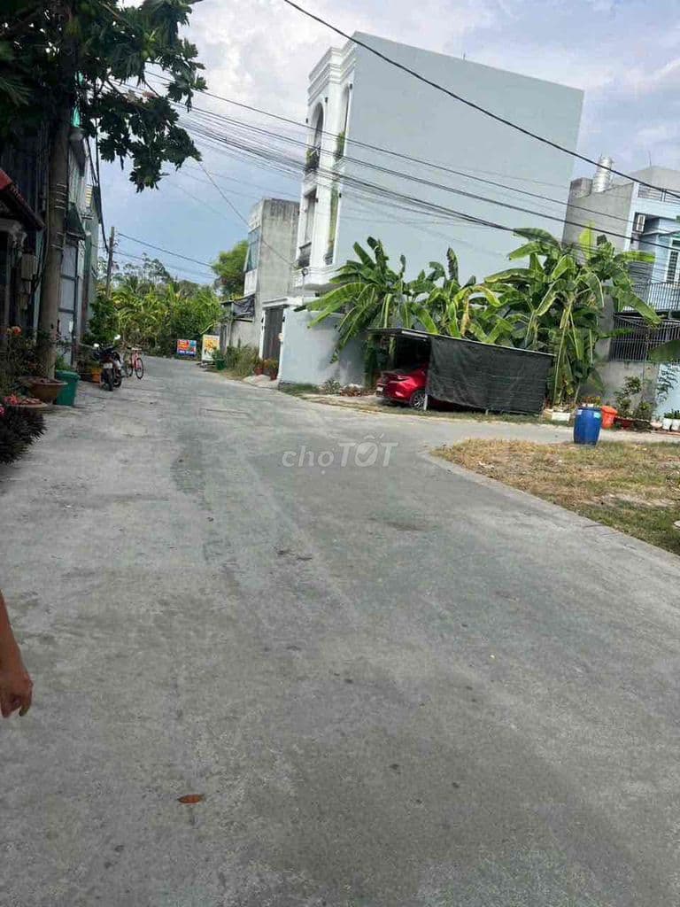 Cần bán gấp lô đất tại trường lưu Long trường
