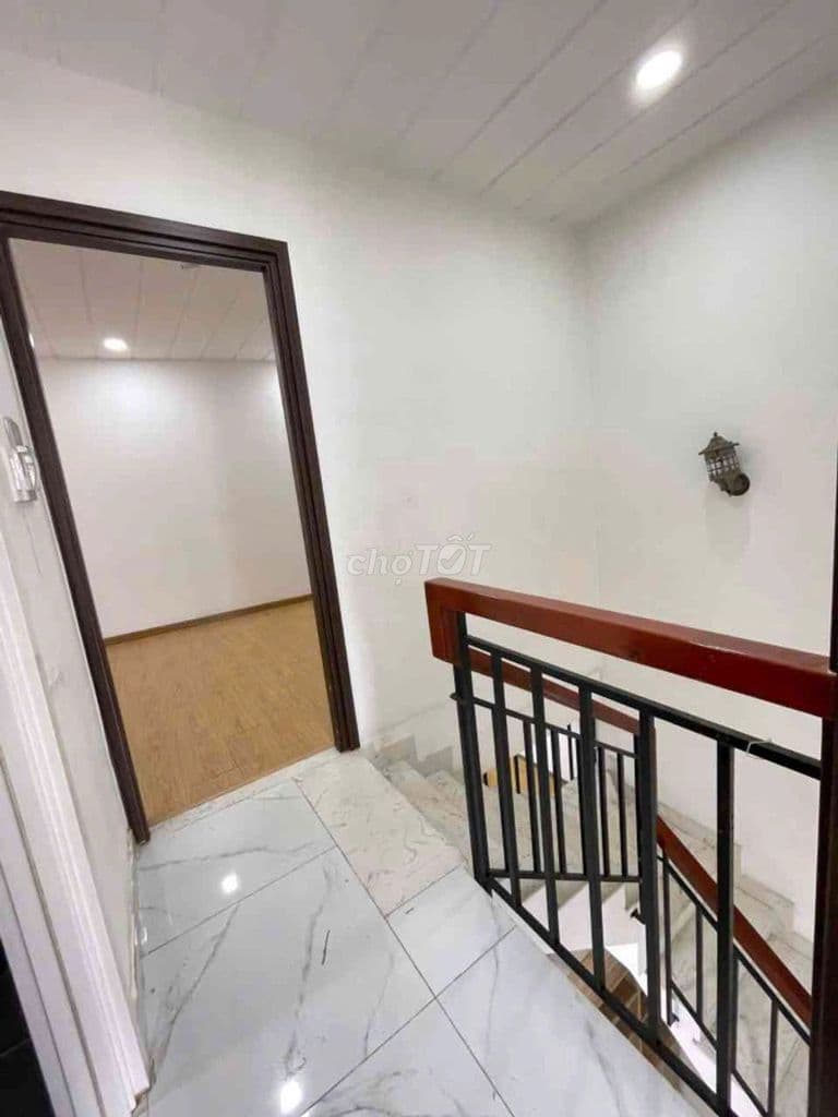 Bán nhà Âu Dương Lân Q8, nhà 2 tầng căn góc thông thoáng , nhỉnh 4 tỷ - Ảnh 2