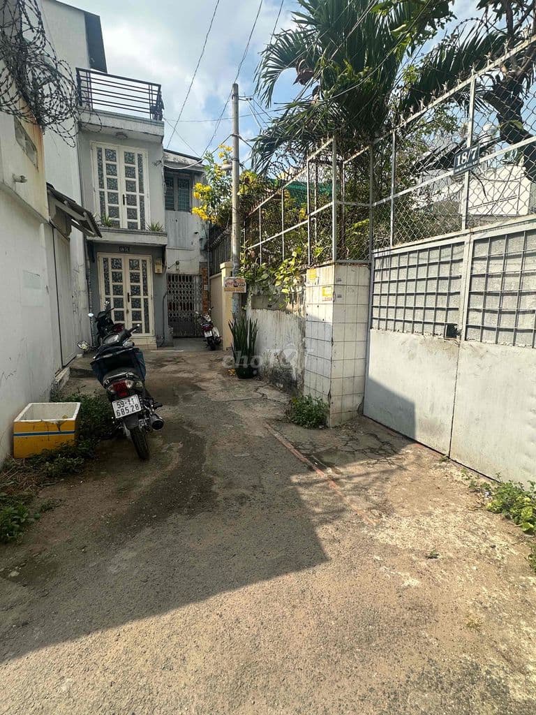 Nhà Tăng Bạt Hổ, P11, Bìn Thạnh. 25M2, 2Tầng, Hẻm 3m. Giá 3.5 tỷ.