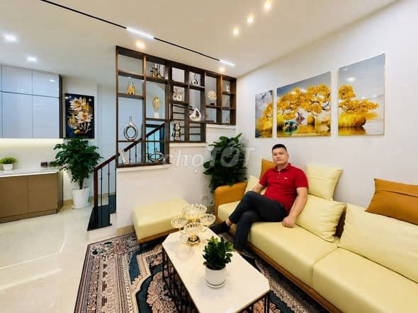 bán nhà 5 tầng Nam Dư-Lĩnh Nam ô tô tránh