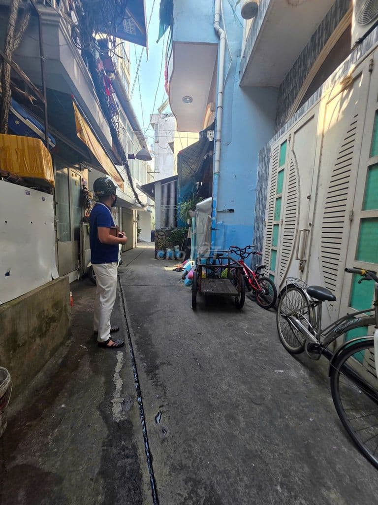 Bán Nhà 3 tầng sổ CN 27.5m2 (4x7m) vuông vức ko lộ giới. Hẻm 3 gác - Ảnh 2