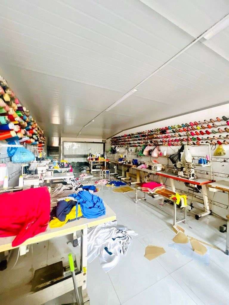 MẶT TIỀN KINH DOANH SÁT LÊ Văn QUOI 120M GIÁ XÍU XIU - Ảnh 2