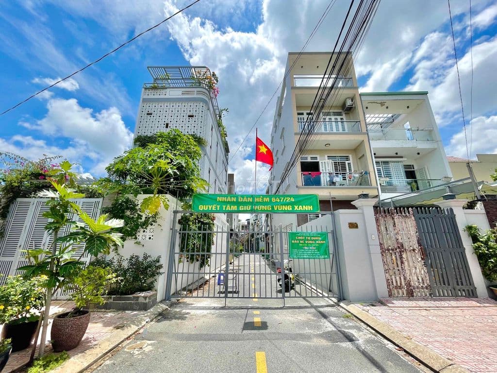 🟡🟢🔴NHÀ 3 TẦNG FULL NỘI THẤT 150m2 sàn, GẦN VẠN PHÚC CITY SÁT BỜ SÔNG