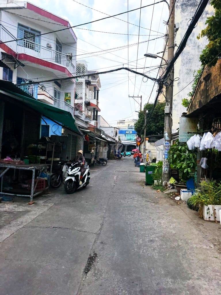 BÁN NHÀ MỚI TÊN LỬA BÌNH TÂN - HẺM 4M - 55M - NHỈNH 4