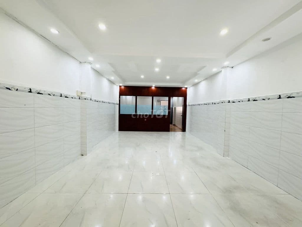 Nhà Mặt Tiền Kiinh Doanh, Hòa Bình, Đầm Sen, Giáp Q.11, 83M2, 5 Tầng