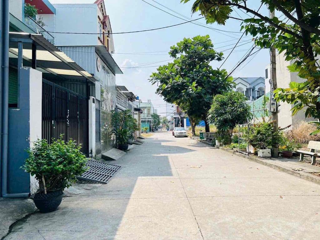 Bán đất tặng dãy trọ Đường 8m thông