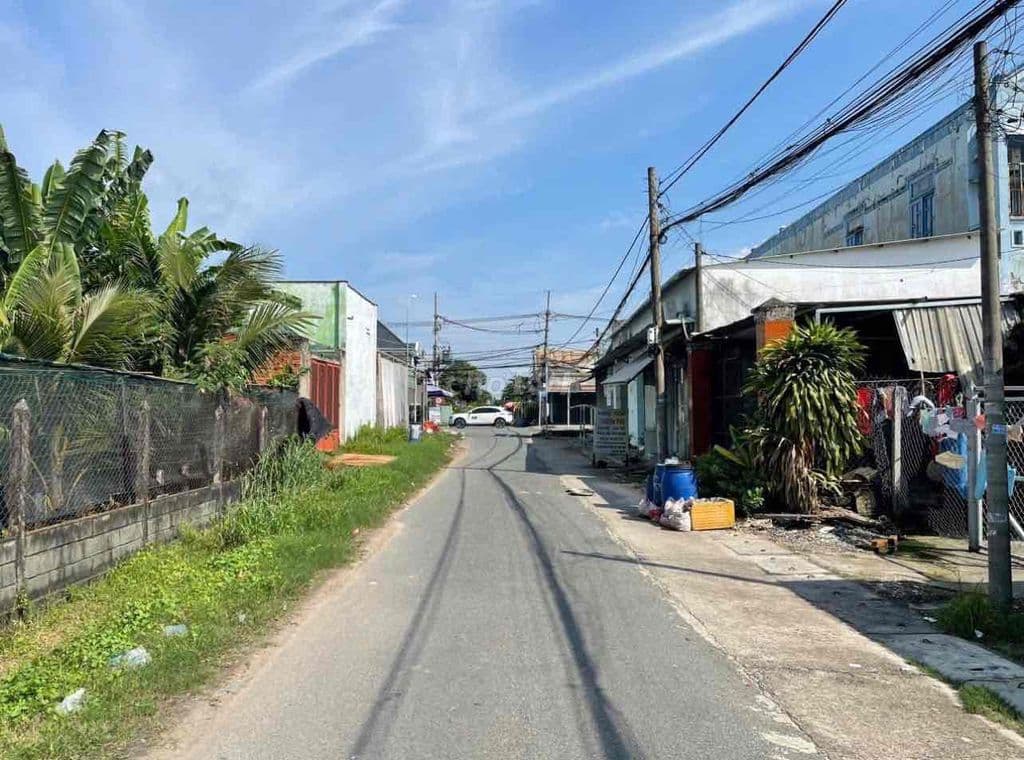 đất 132m2 có sổ