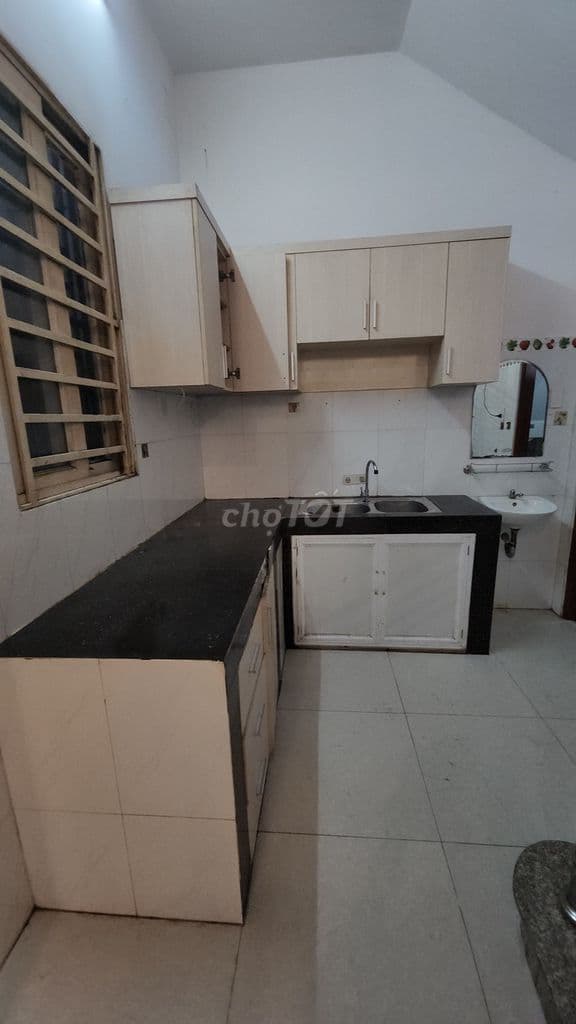 NHÀ 2 TẦNG HẺM TÂN HÒA ĐÔNG BÌNH TÂN 92M2 5 PHÒNG TRỌ THU NHẬP 15TRIỆU - Ảnh 2