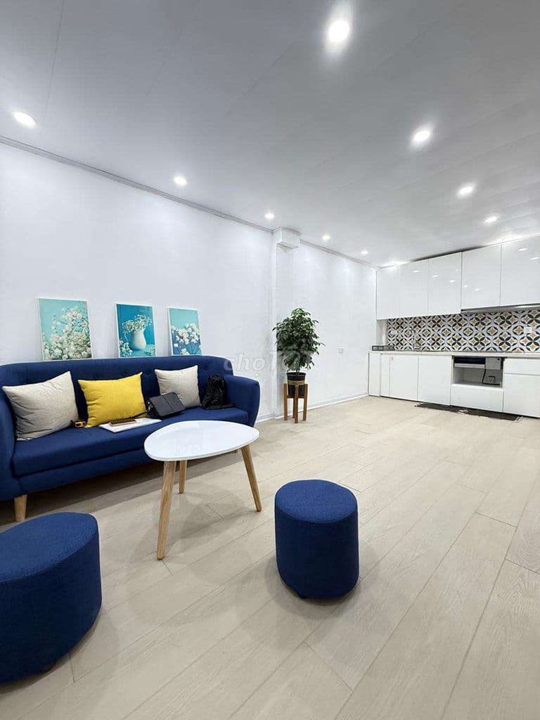 Nhỉnh 4 tỷ CHTT T2 Bách khoa 70M2 2N.2WC!