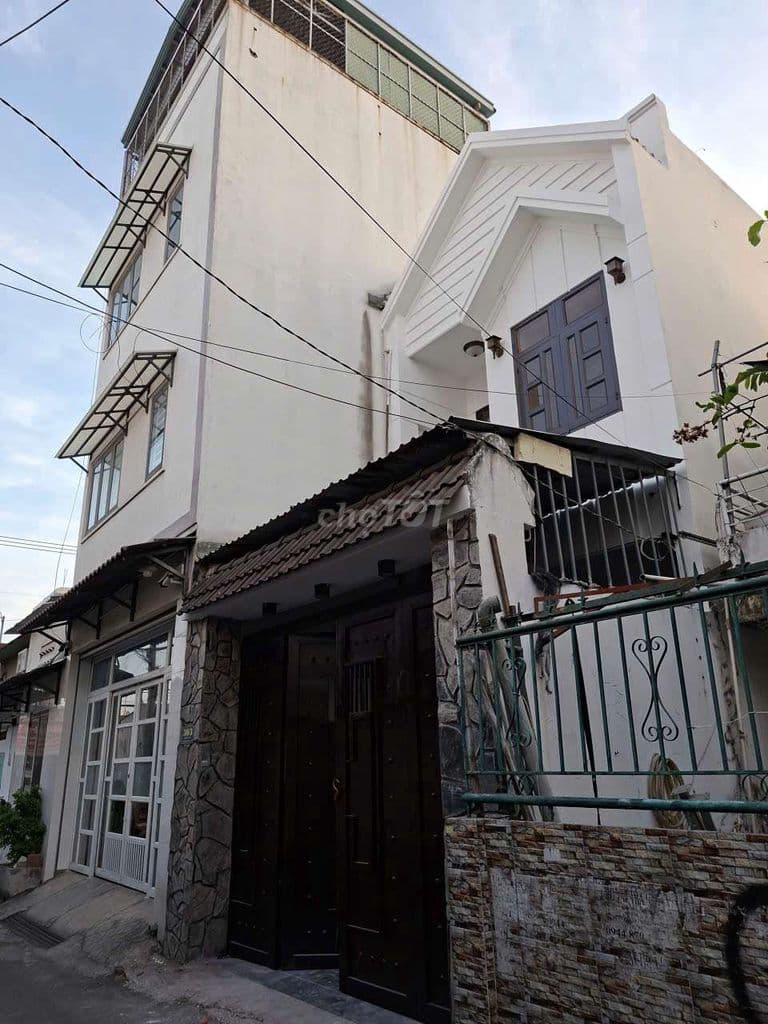 CẦN BÁN GẦP NHà .PĐHT Q12 DT 4X21. 1 Trệt 1Lầu 2PN .2WS XE Hơi.6tỷ450 - Ảnh 2