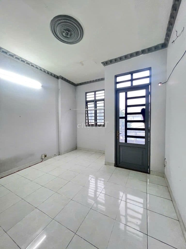 Căn nhà MT Thạnh Xuân 13.Q 12 .Ngay Picity , Gía cực rẻ 4 đồng hơn tl