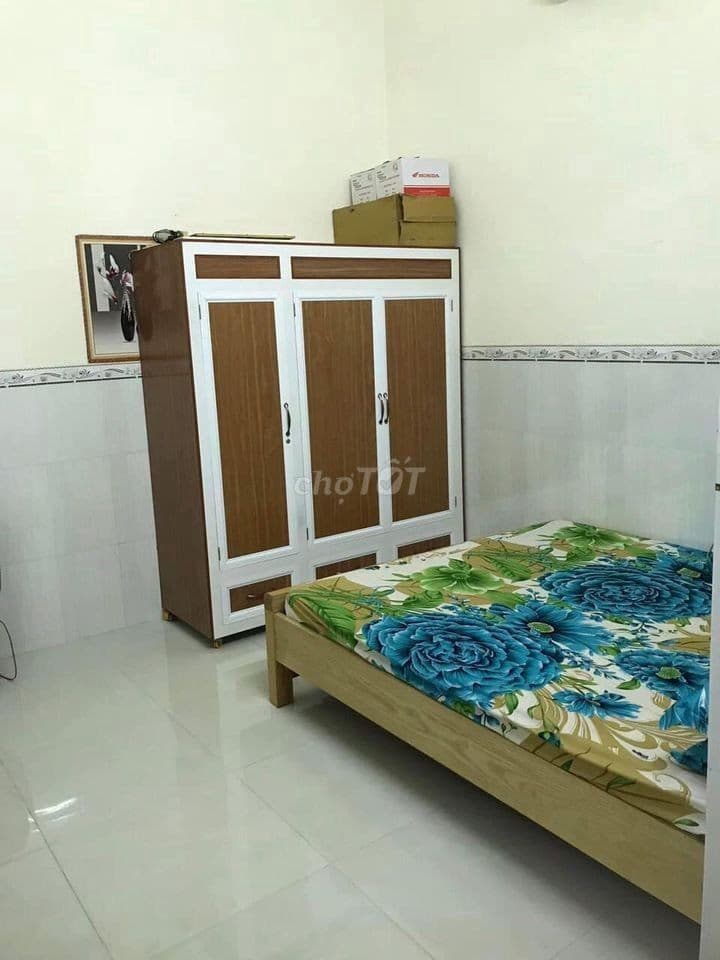 Bà Điểm, Nhà trệt lầu, 4x13=52m2 sổ riêng, 1,55 tỷ