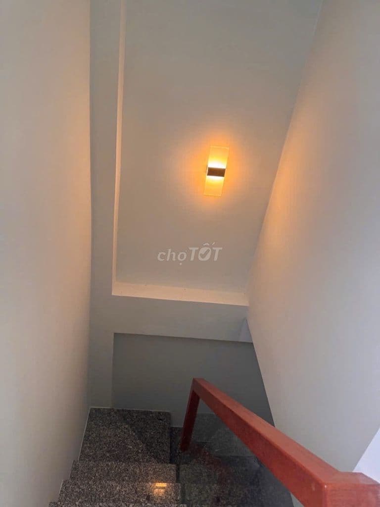 NHÀ ĐẸP Q4 ĐƯỜNG SỐ- 3 TẦNG- 16m2- KO QH- CHỈ 2 TỶ NHINh - Ảnh 2
