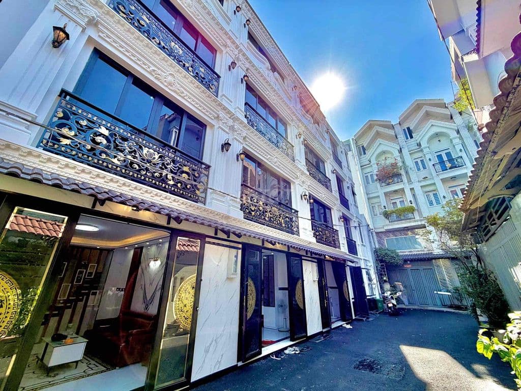 Nhà Mặt Tiền 5 Lầu T.kế Cổ Điển cao cấp, 77 Trương Đăng Quế, P3 - Ảnh 2