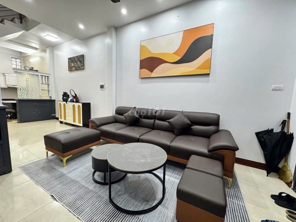 Bán nhà Bồ Đề, Long Biên, full nội thất đẹp - Ảnh 2