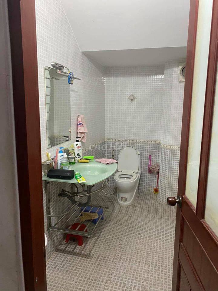 Nhà MTNB khu dân cư Tên Lửa giá tốt đầu tư, DT: 5x20m, 3.5 tấm, 13 tỷ - Ảnh 3