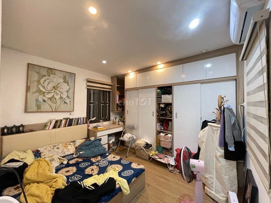 Nhà đẹp p Ngọc Thụy ngay cầu Long Biên 35m2, 4 tầng, 3PN, chỉ 6tỷ hơn