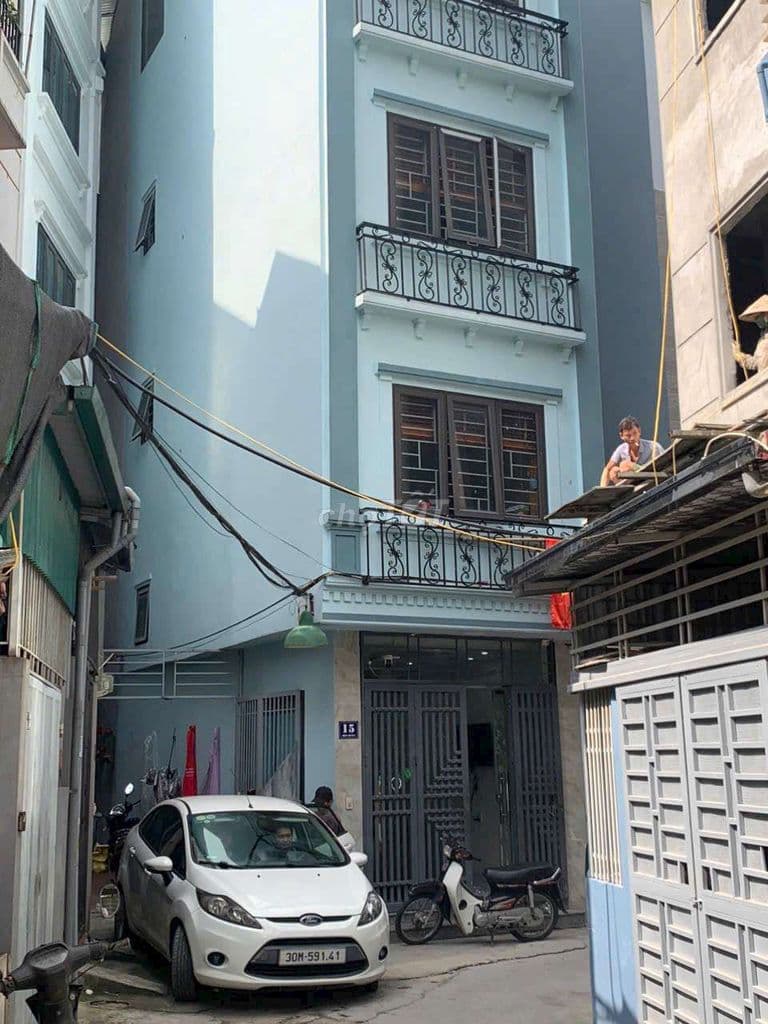 Nhà Lô góc Hà Trì, Hà Đông. kinh doanh. oto qua
