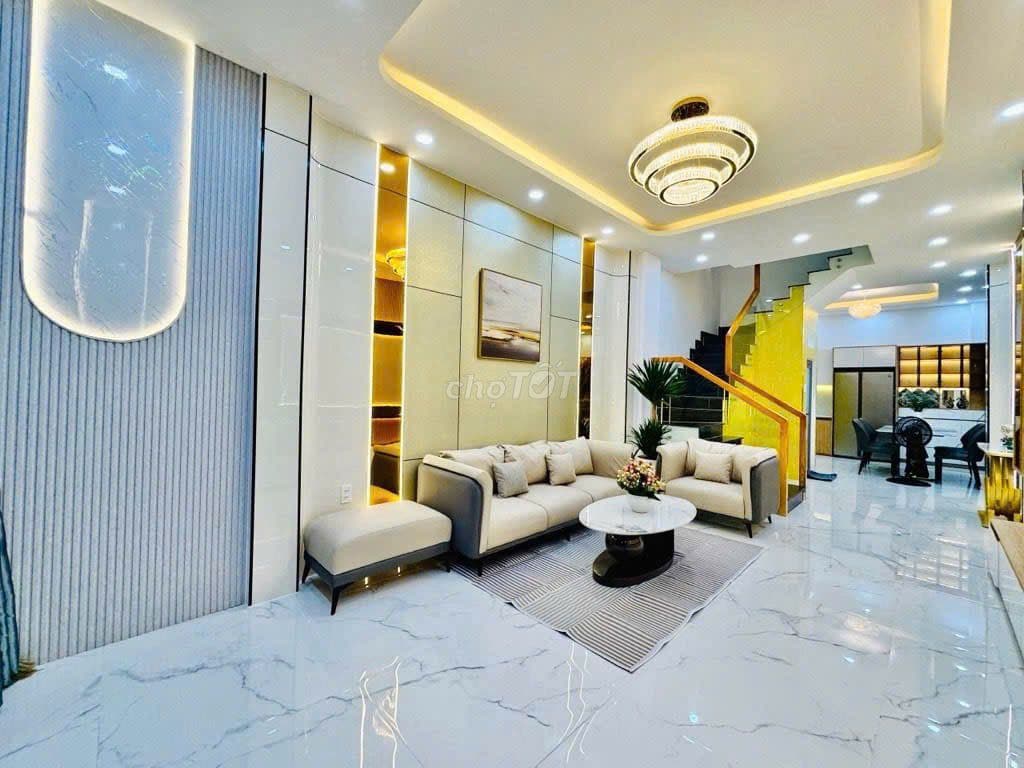 HIẾM!!! Nhà 90m2, 8,5 tỷ, Hoàng Hoa Thám, Bình Thạnh, 4 phòng ngủ
