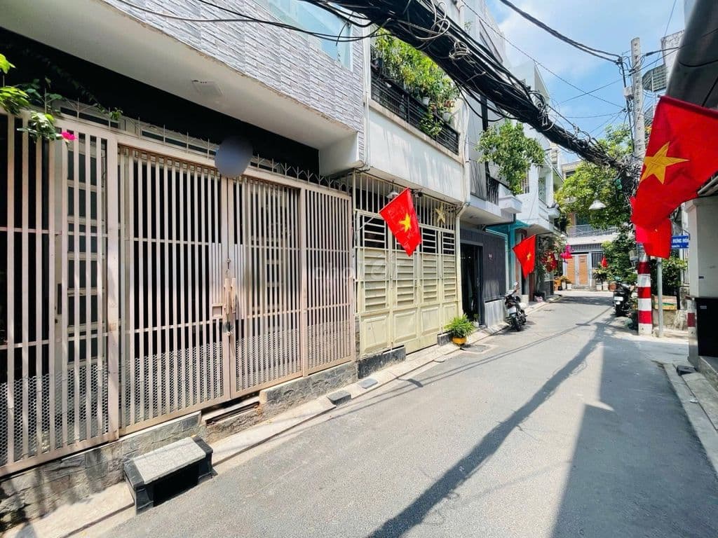 BÁN NHÀ HƯNG HÓA P6 TÂN BÌNH HXH XE TẢI 3 TẦNG 2PN 3WC - 5,6T TL - Ảnh 2