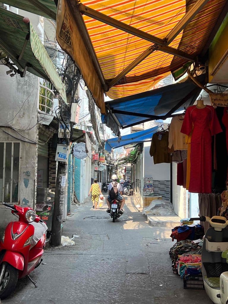 nhà bán mặt tiền hẻm xe hơi tran xuan soan quận 7