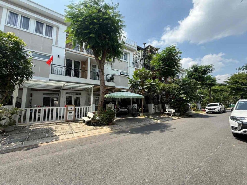 Cần bán Nhà phố Lovera Khang Điền 5x16 Full NT - Ảnh 2