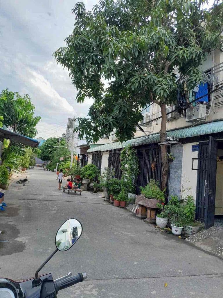 Đất bán giá 4tỷ250 LÔ GỐC ( CÒN THƯƠNG LƯỢNG)