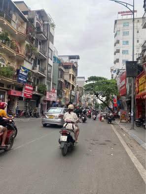 bán nhà đẹp Bạch Mai thang máy - Ảnh 2