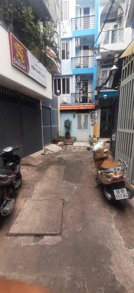 GẦN MT NGUYỄN CHÍ THANH Q10 H3G THÔNG - 5x10m - 3 TẦNG 4PN CHỈ 5,7 TỶ - Ảnh 2