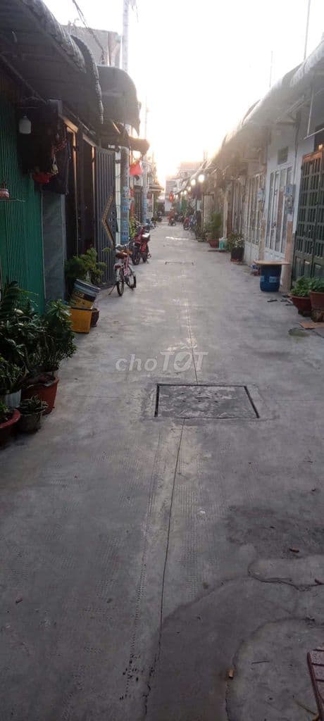GIÁ THƯƠNG LƯỢNG .CẦN BÁN GẤP NHÀ ĐANG KINH DOANH