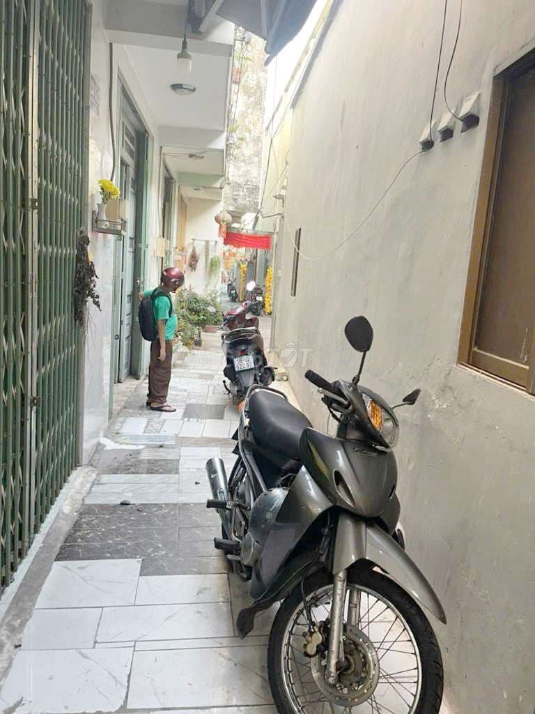 Nhà đẹp Q8 , 4 tầng , 3PN .Chỉ 1,85 tỷ