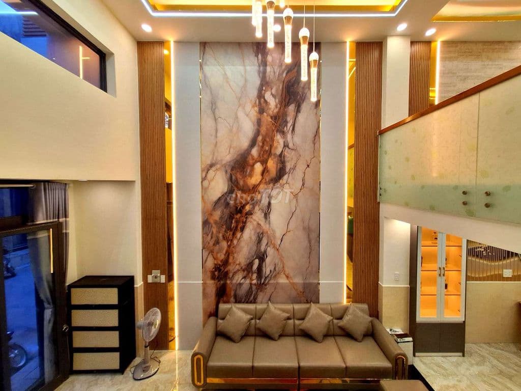 Nhà Ngã Tư Ga quận 12. Hẻm 2 xe hơi tránh nhau. - Ảnh 3