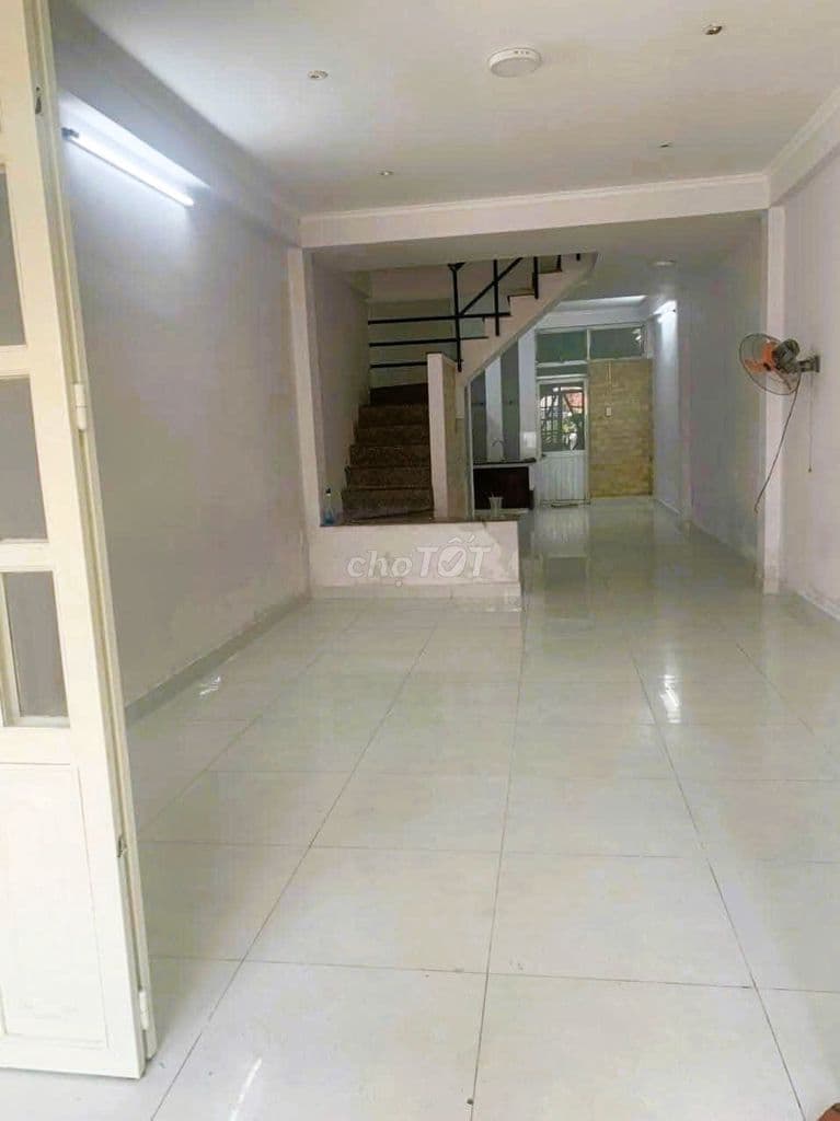 Bán GẤP nhà đường 38 Hiệp Bình Chánh 64m2 trệt 2 lầu sổ hồng riêng