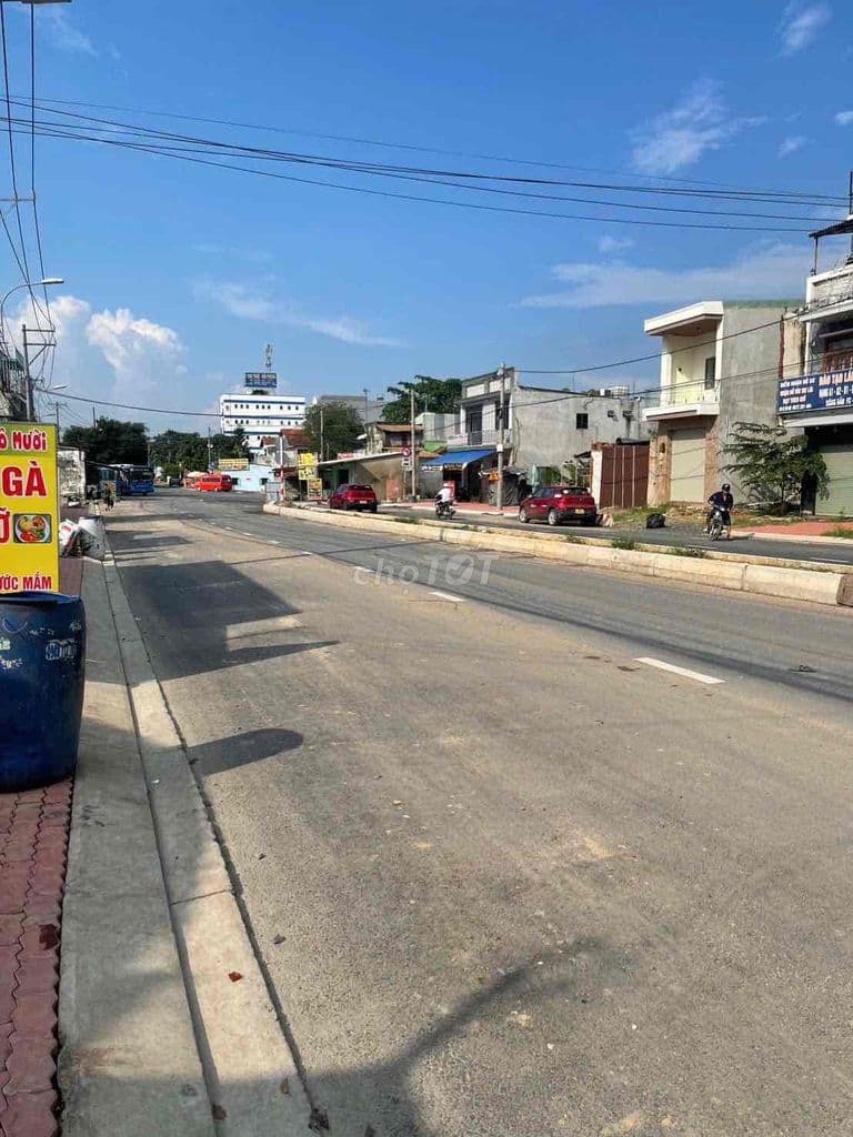 Chính Chủ Bán Nhà Mặt Tiền Hoàng Hữu Nam 30m