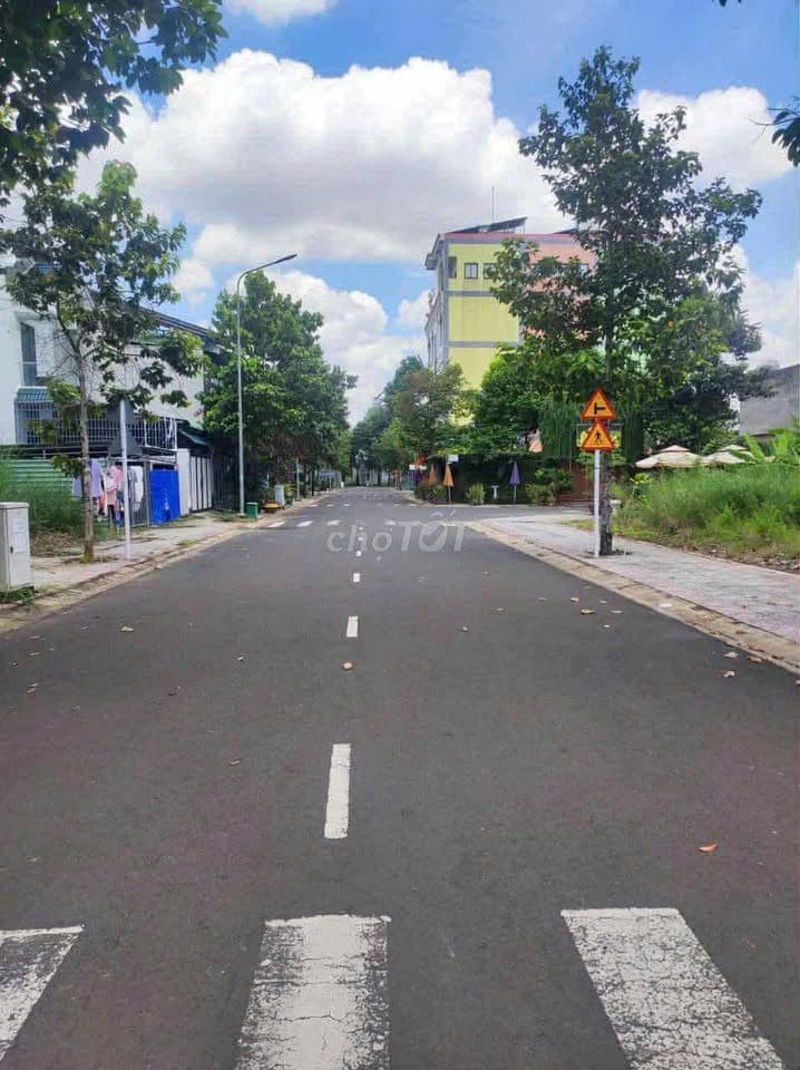 Tân Thông Hội Mặt tiền đường nhựa, 101m2 full thổ 1,2tỷ Sổ Hồng Riêng - Ảnh 3