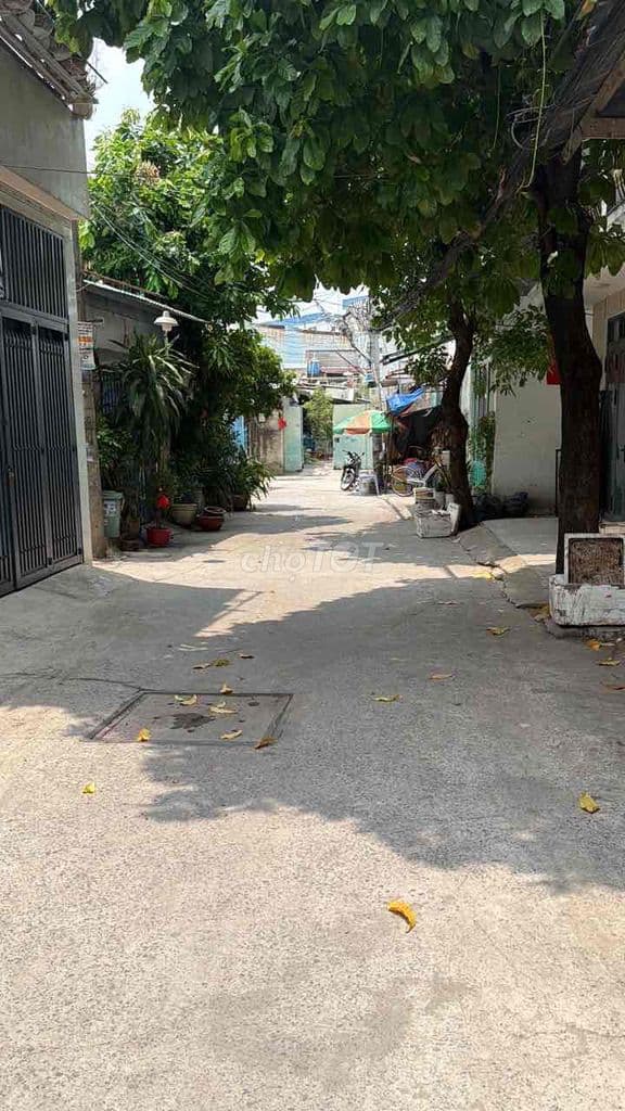 nhà cần bán - Ảnh 2