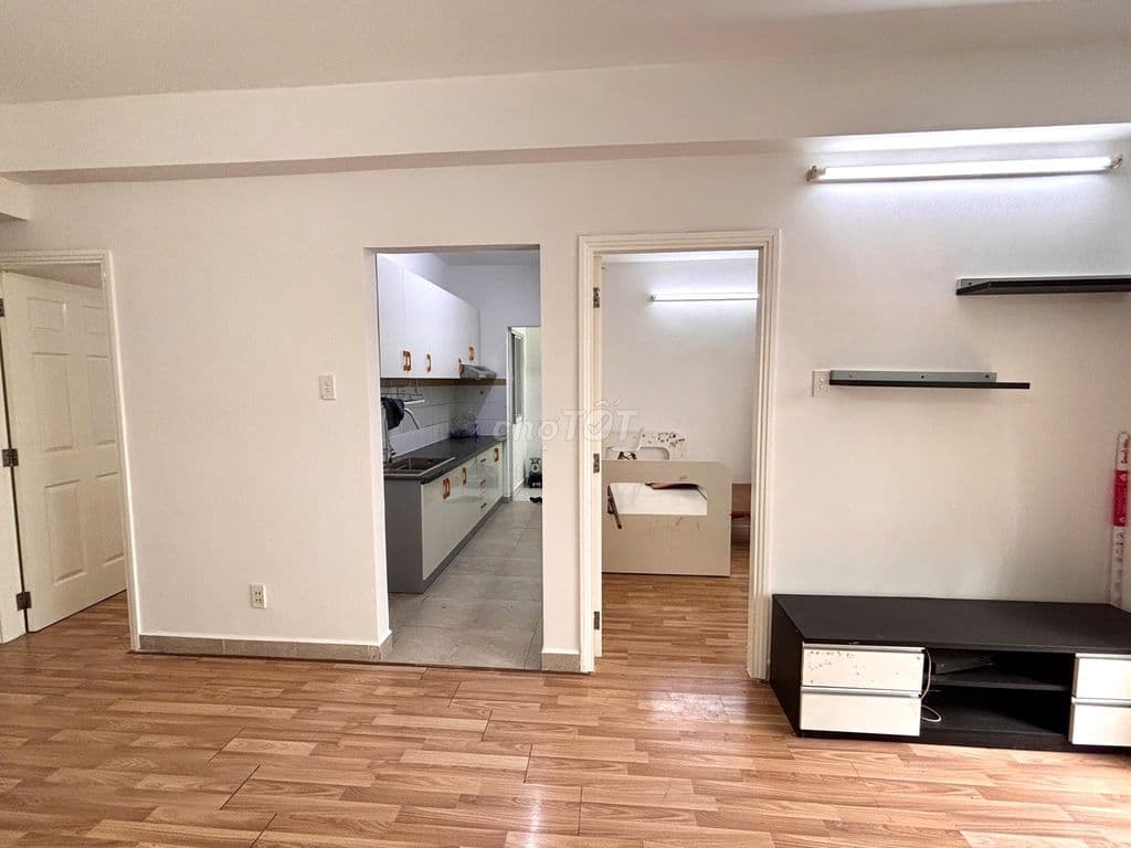 BÁN CĂN CÓ BAN CÔNG 67M2 GIÁ 2.8 TỶ - Ảnh 3