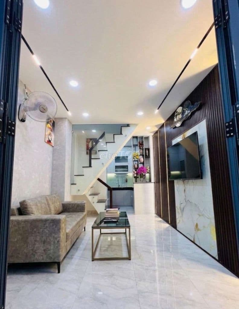 3Tỷ150 nhà Đẹp Q7 – 2Tầng Đúc 38m²– SHR Hoàn Công đủ