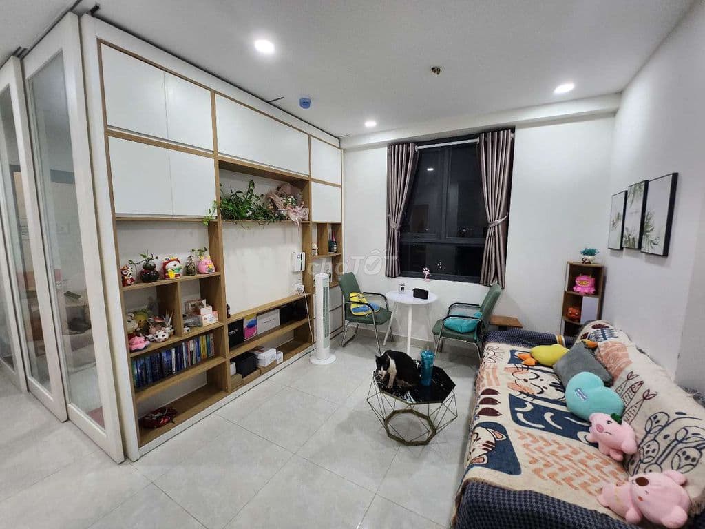 2 Căn Giá *** Saigon Intela Anh Chị Liên Hệ Em gửi thông tin nhé