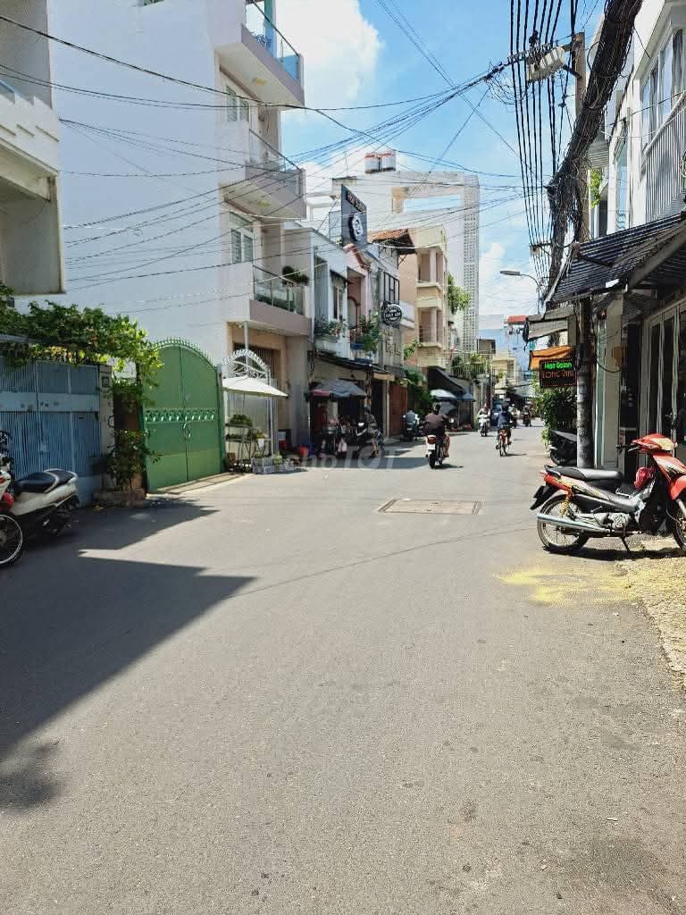 Bán gấp nhà hẻm xe hơi 6m Đinh Tiên Hoàng- 50m² - ngang 5m - 7.19 tỷ
