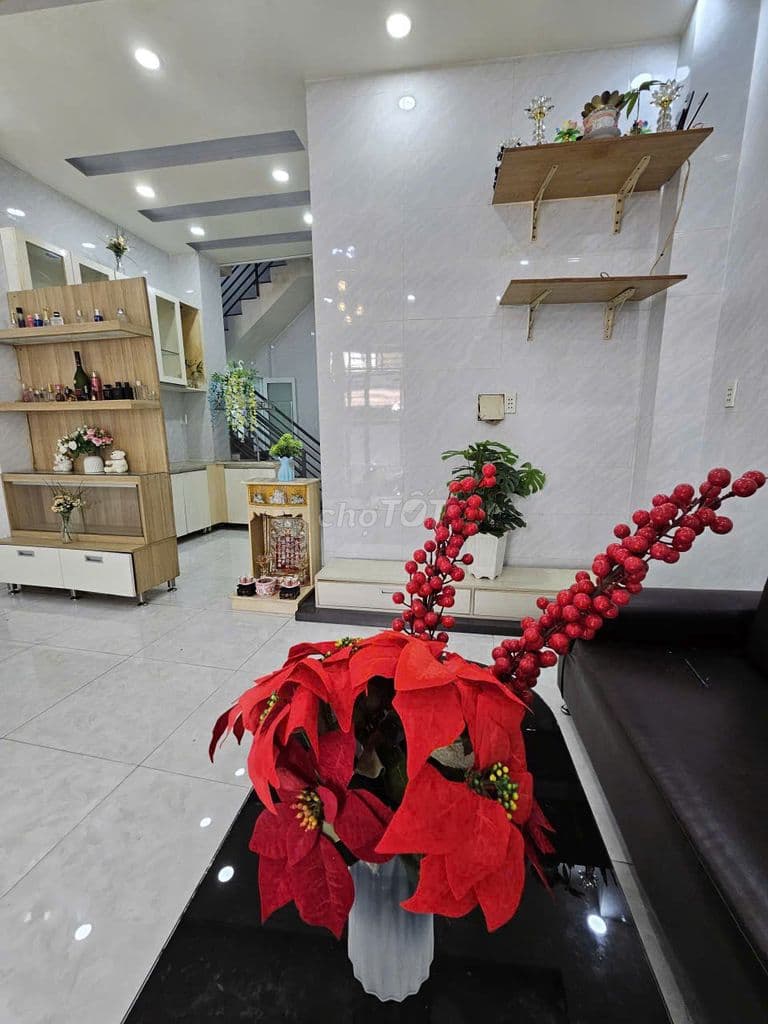 Nhà rộng rãi, 1lầu đúc BTCT. H326 Bùi MinhTrực, P6,Q8. N5,15m x 9,56m. - Ảnh 3