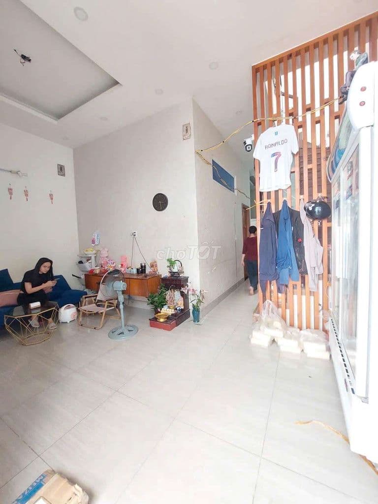 NHÀ 2 TẦNG 81M²(3PN-2WC) BÁN 5 TỶ 500 , PHƯỚC LỘC NHÀ BÈ